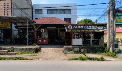 Dijual tanah dan bangunan nya, di kota Pekanbaru surat SHM